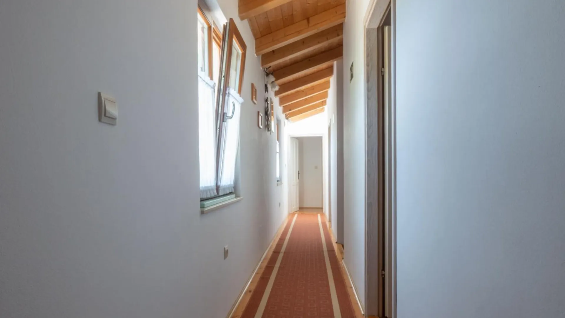 Villa Sandi, Mediterranean Villa With Pool And Jacuzzi Gracisce Holiday home