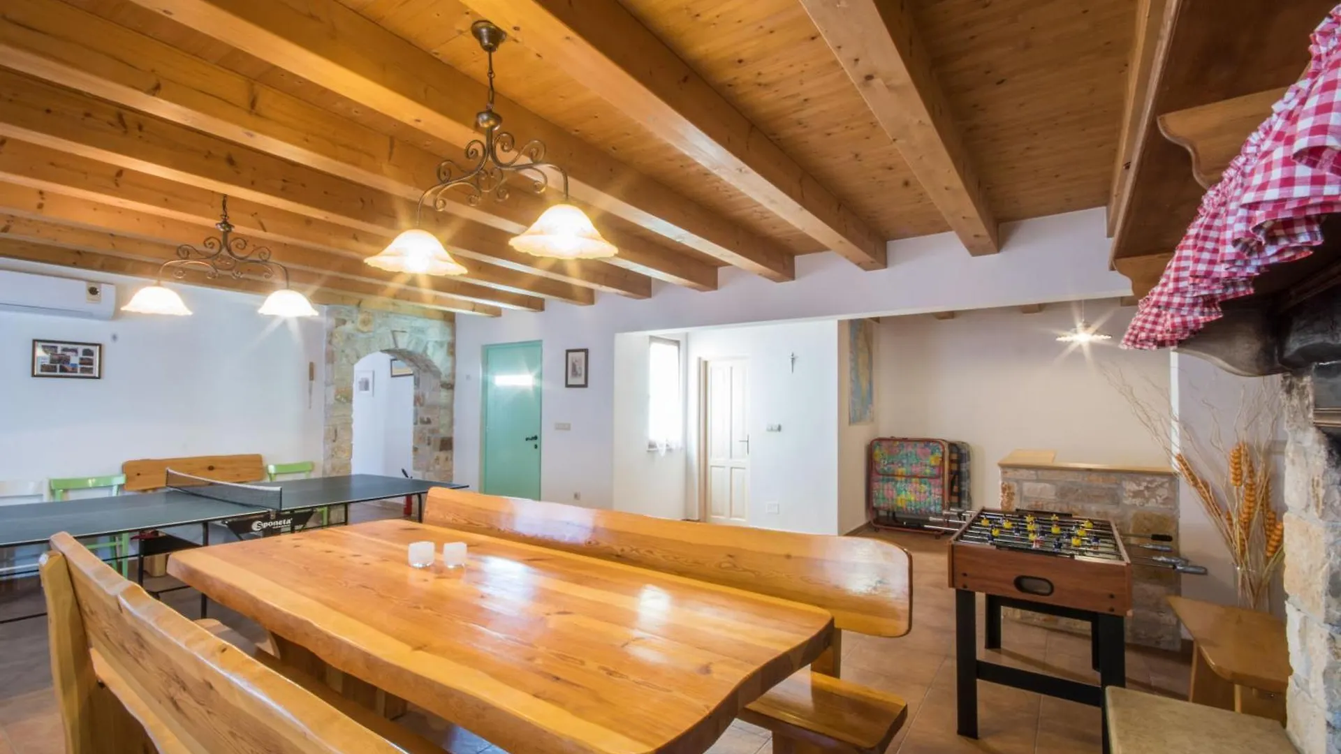 Villa Sandi, Mediterranean Villa With Pool And Jacuzzi Gracisce