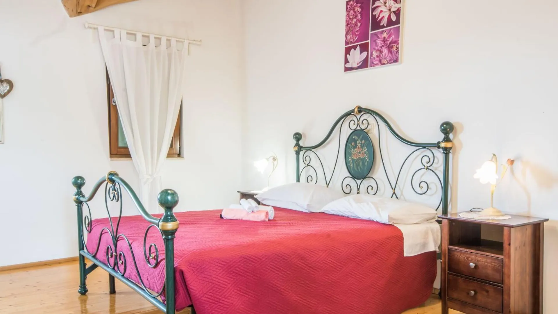 Villa Sandi, Mediterranean Villa With Pool And Jacuzzi Gračišće Nyaraló